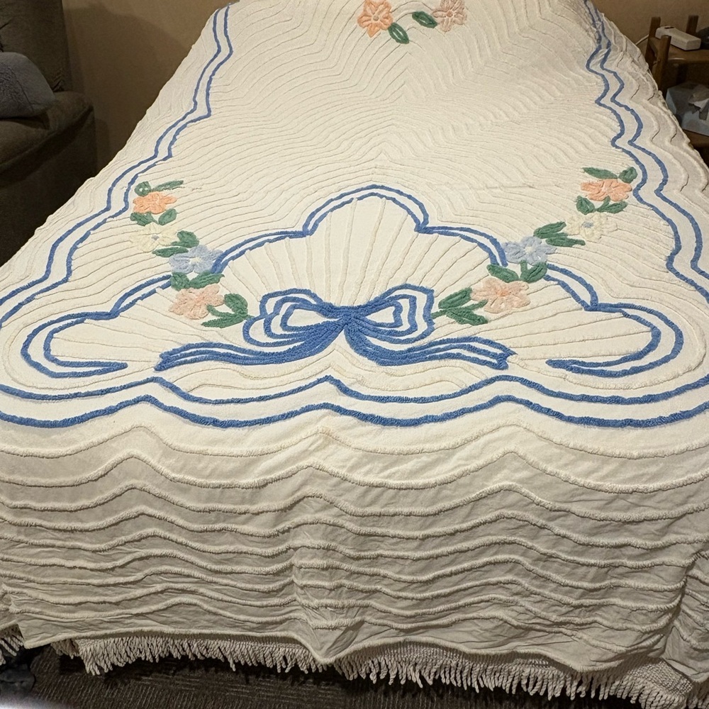 Vintage Chenille Cream and Blue Textured Blanket with Fringe